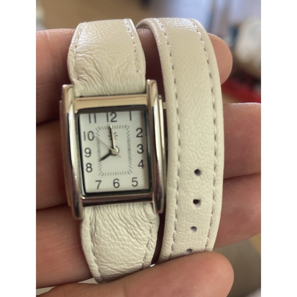Isaac Mizrahi Live! Genuine Leather Quartz Analog Women's Watch *Needs Battery*
